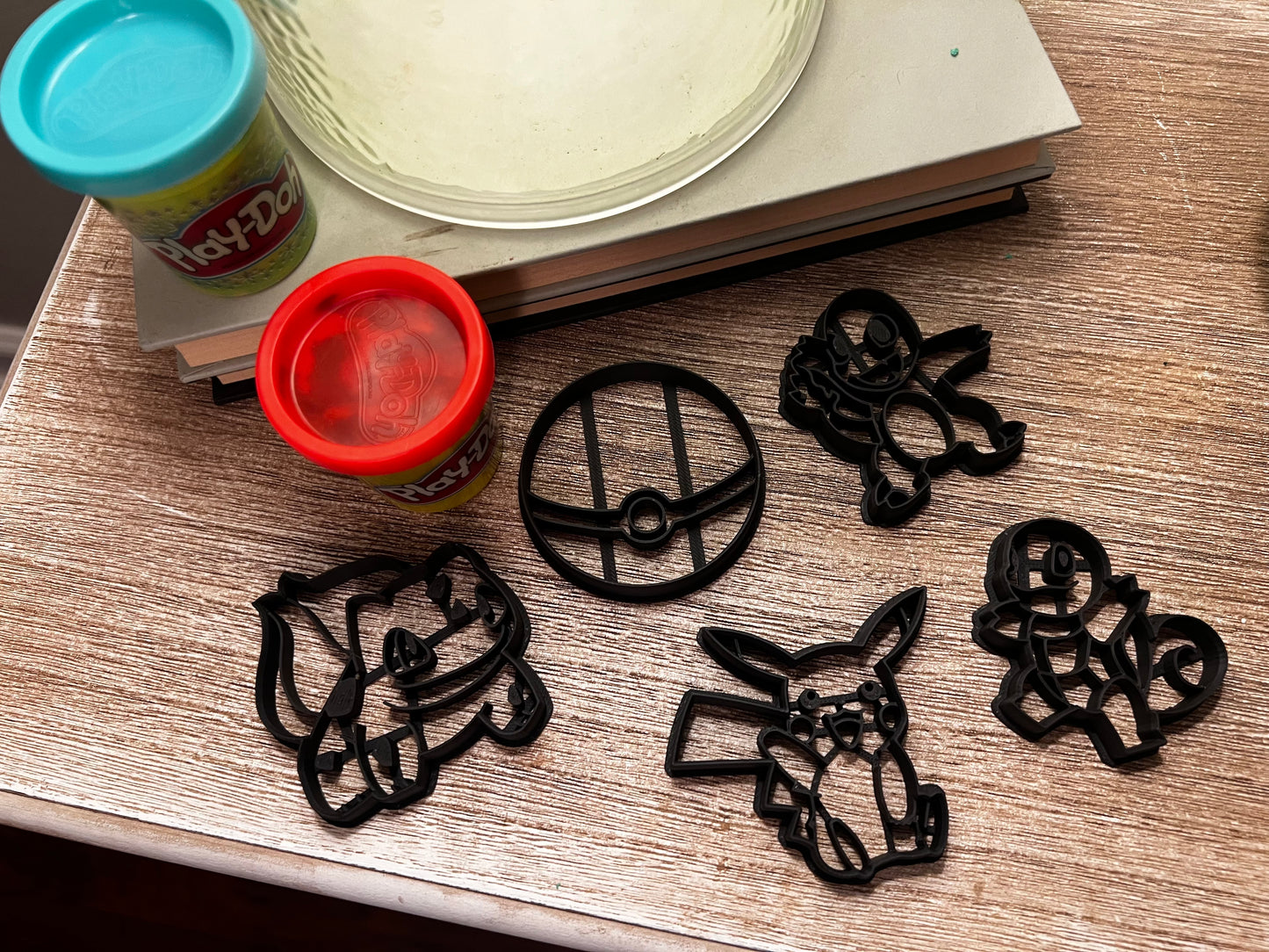 Pokémon Cookie Cutter Play-Doh Bundle